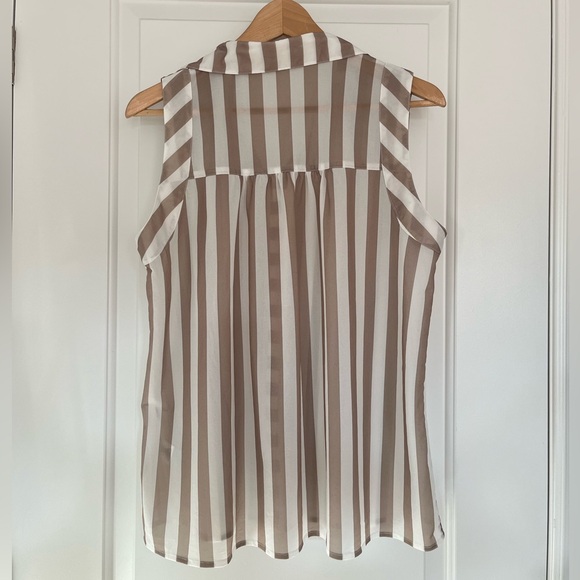 3/$30 Love tree Collared Sleeveless Blouse with Vertical Stripes - Picture 4 of 4